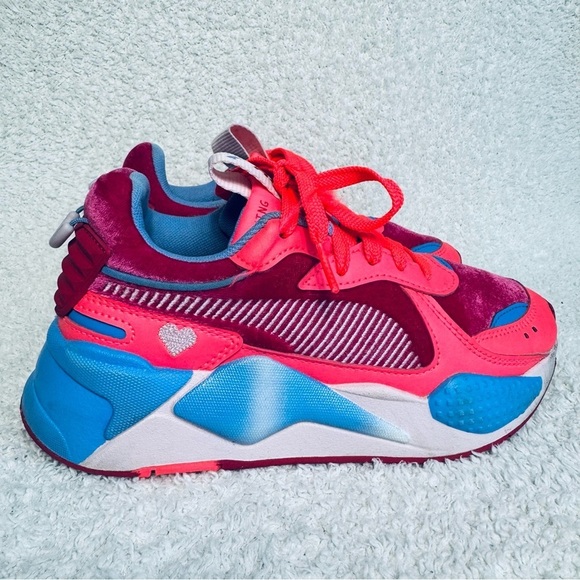 Puma RS-X heart embroidered Valentines limited edition running shoes pink velour - Picture 2 of 14